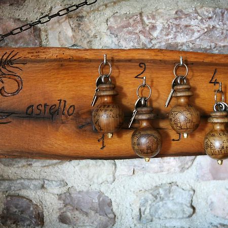 Agriturismo Il Castello Assis Exterior foto