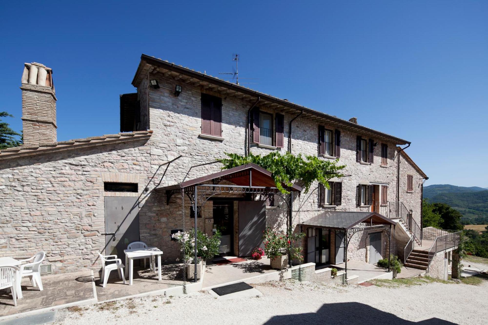 Agriturismo Il Castello Assis Exterior foto