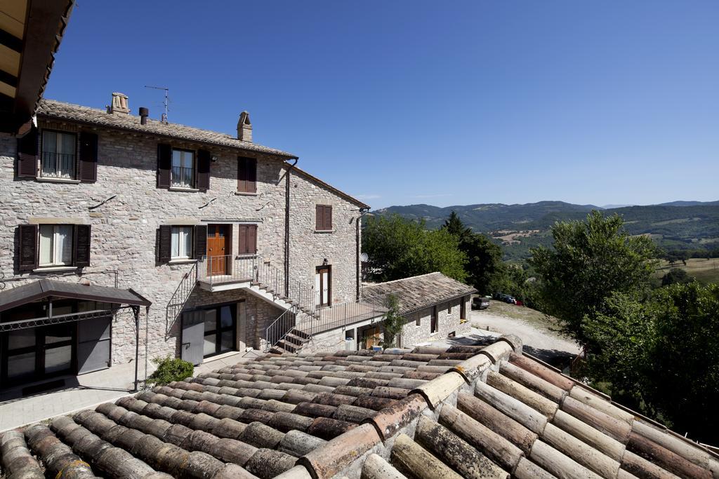 Agriturismo Il Castello Assis Exterior foto